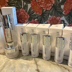 Lorde + Belle Skincare Set - 8 pieces